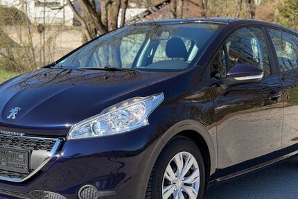 Peugeot 208 67.000 km 7.990 &euro; Eckental 90542
