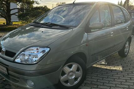 Renault Scenic 114.700 km 3.990 &euro; Zeitz 06712