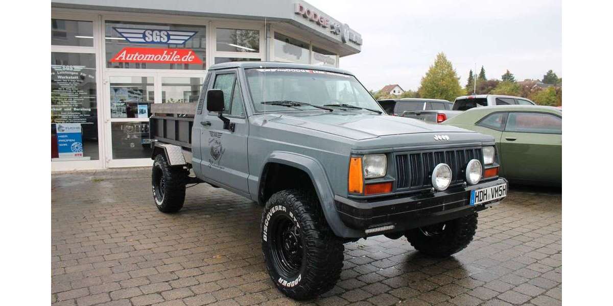 Jeep Comanche 122.700 km 15.900 &euro; Herbrechtingen 89542