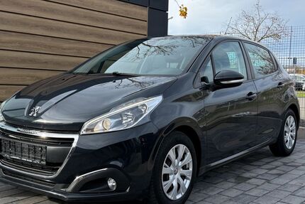 Peugeot 208 80.722 km 6.900 &euro; Baden-Württemberg - Nagold 72202