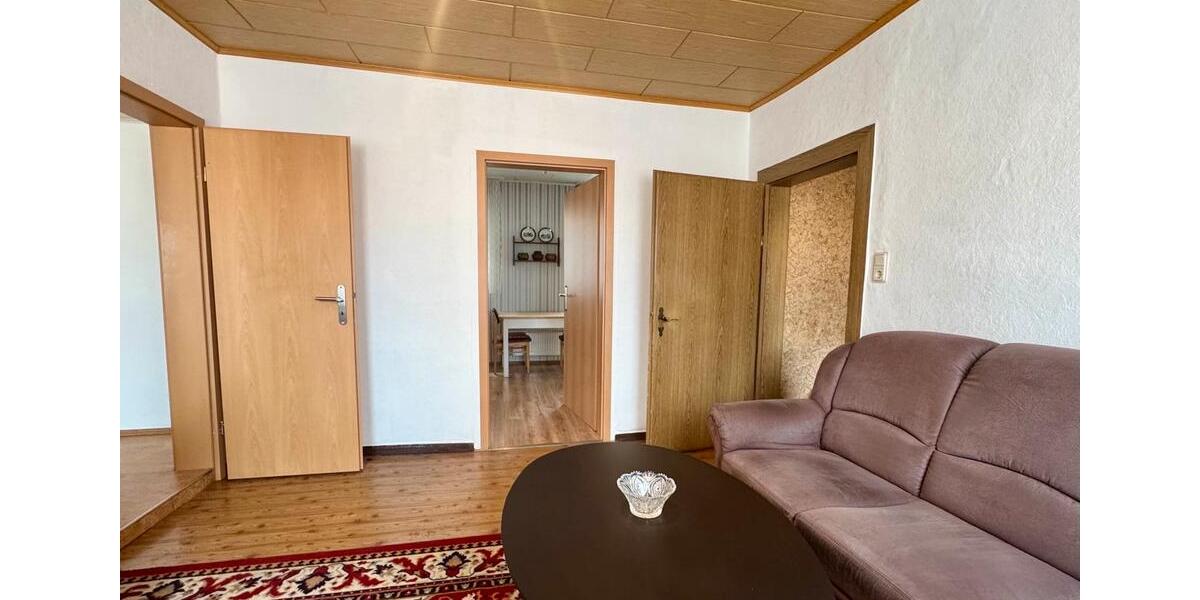 Reihenhaus Kaltennordheim - 6 Zimmer, 135 m&sup2;, 95.000&euro; | Angebot:26718456