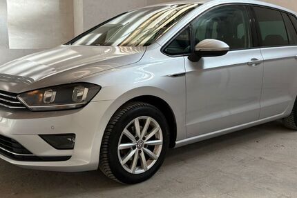VW Golf Sportsvan 57.800 km 10.980 &euro; Leipzig 04179