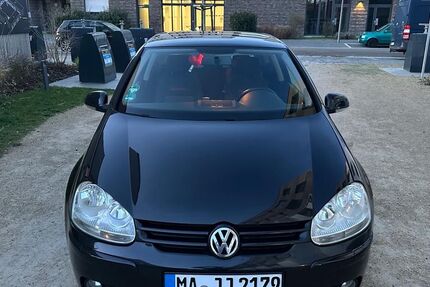 VW Golf 251.000 km 2.299 &euro; Mannheim 68309