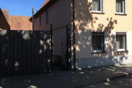 Haus Buttstädt - 8 Zimmer, 127 m&sup2;, 78.500&euro; | Angebot:27148065