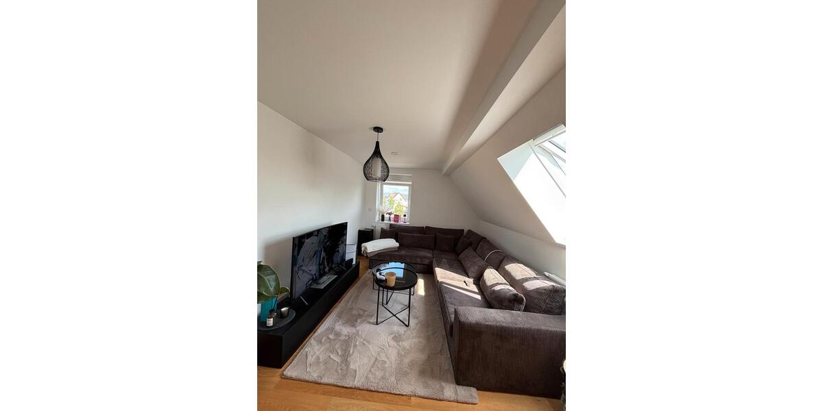 Dachgeschoßwohnung Goldbach - 2 Zimmer, 44 m&sup2;, 900&euro; | Angebot:26652013