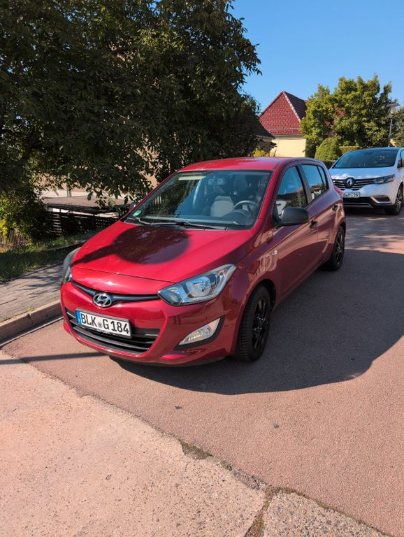 Hyundai i20 27.200 km 8.000 € Weißenfels 06667