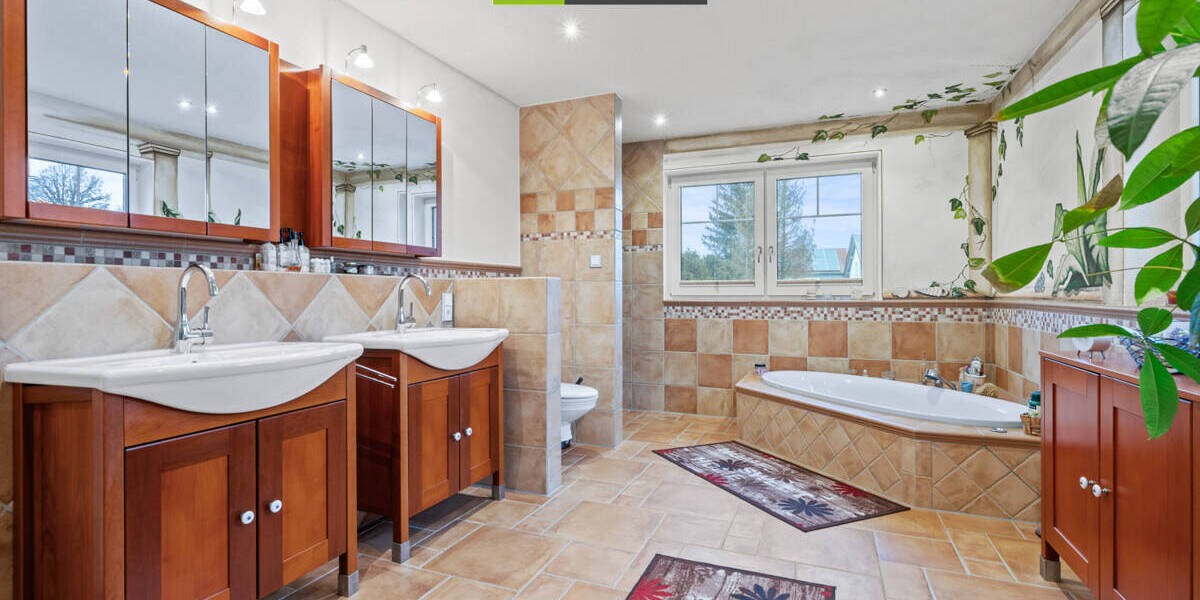 Einfamilienhaus Ochsenhausen / Reinstetten Reinstetten - 6 Zimmer, 197 m&sup2;, 699.000&euro; | Angebot:25693437