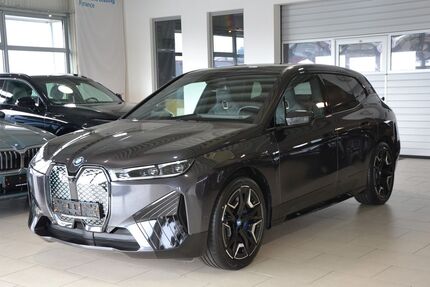 BMW iX 33.912 km 62.990 &euro; Lemgo 32657