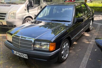 Mercedes-Benz 190 223.000 km 5.500 &euro; Köln 51105