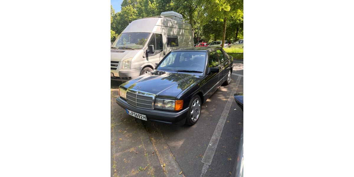 Mercedes-Benz 190 223.000 km 5.500 &euro; Köln 51105