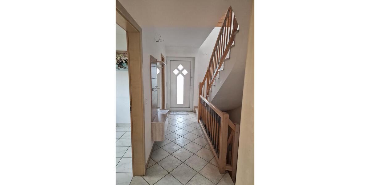 Doppelhaushälfte Wasserlosen - 2 Zimmer, 85 m&sup2;, 750&euro; | Angebot:26142215