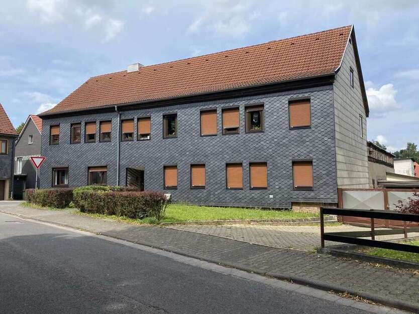 Haus zum Kaufen in Elgersburg 195.000 € 305 m²