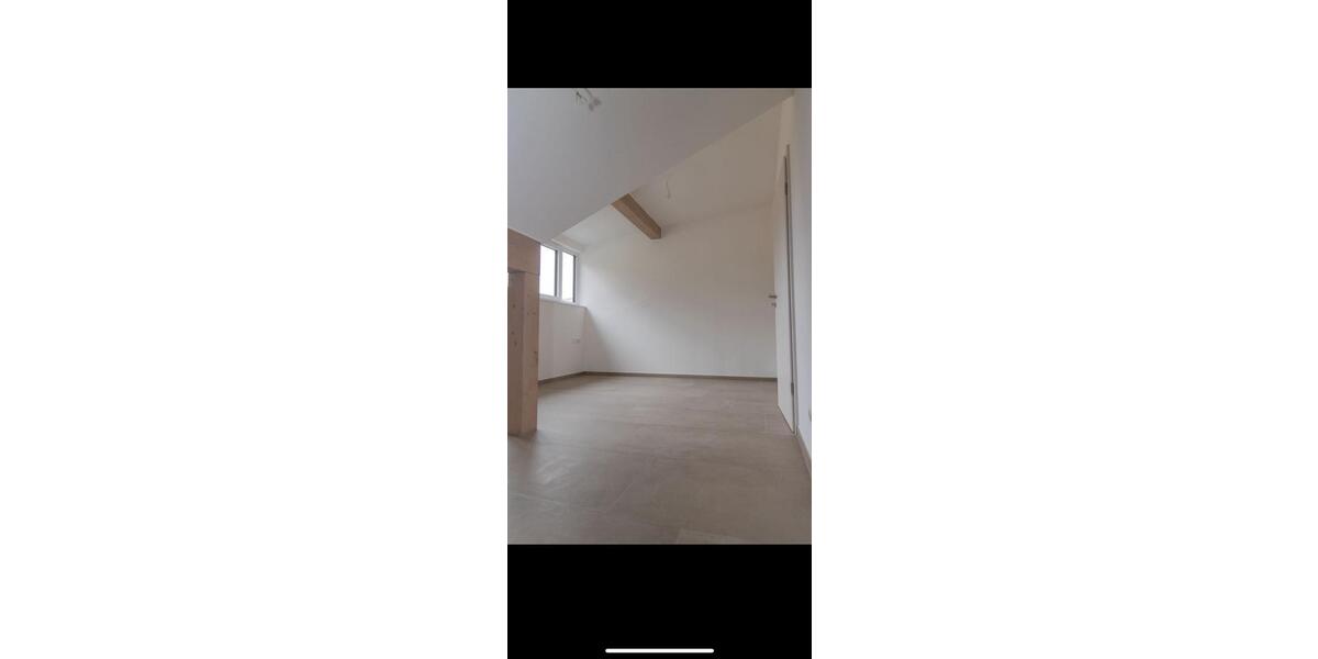 Dachgeschoßwohnung Bad Reichenhall - 2 Zimmer, 73 m&sup2;, 1.500&euro; | Angebot:26625198