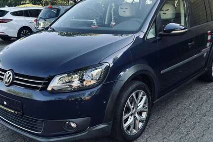 VW Cross Touran 140.547 km 14.550 &euro; Dortmund, Stadt 44139