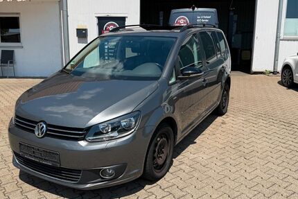 VW Touran 213.200 km 5.990 &euro; Eppingen 75031