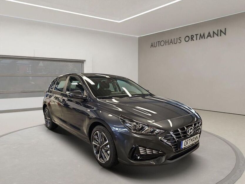 i30