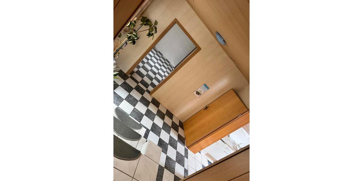 Einfamilienhaus Mehren - 8 Zimmer, 110 m&sup2;, 230.000&euro; | Angebot:27158207