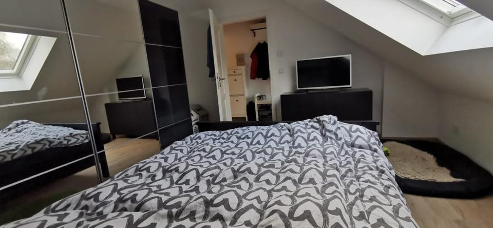 Dachgeschoßwohnung Bergneustadt - 3 Zimmer, 85 m&sup2;, 923&euro; | Angebot:25221209