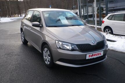 Skoda Fabia 79.600 km 9.690 &euro; Bad Elster 08645