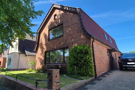 Haus Rendsburg - 4.5 Zimmer, 155 m&sup2;, 369.000&euro; | Angebot:27004431