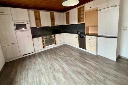 Wohnung Pfreimd - 3 Zimmer, 98 m&sup2;, 700&euro; | Angebot:25415405