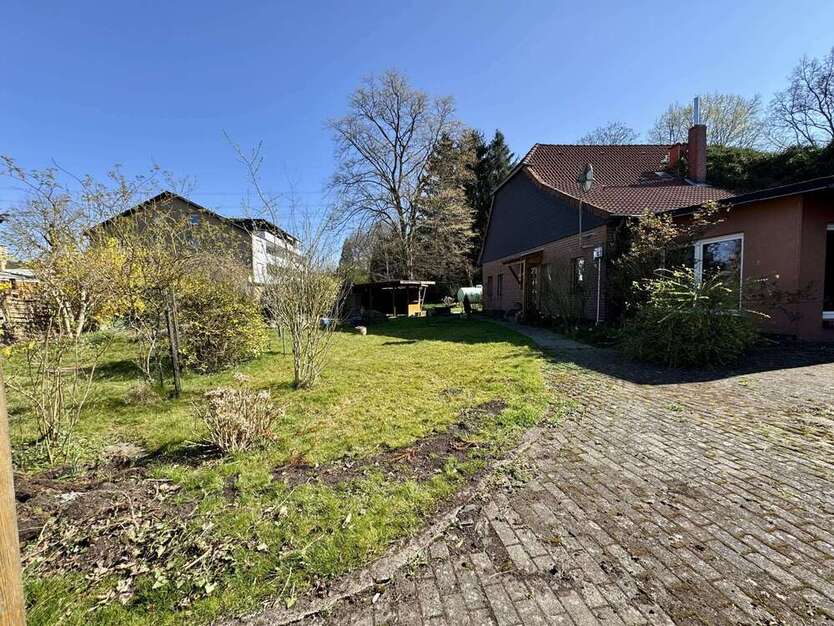 Grundstück zu verkaufen in Schloß Holte-Stukenbrock 199.000 € 1604 m² zimmer