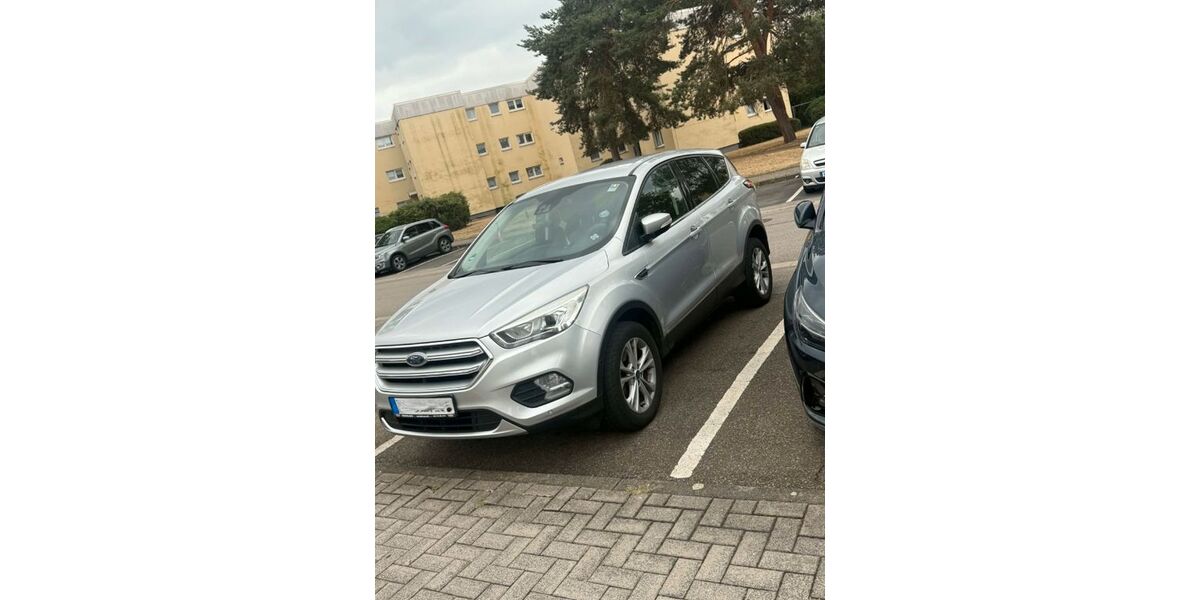 Ford Kuga 245.000 km 10.000 &euro; Wiesbaden 65205