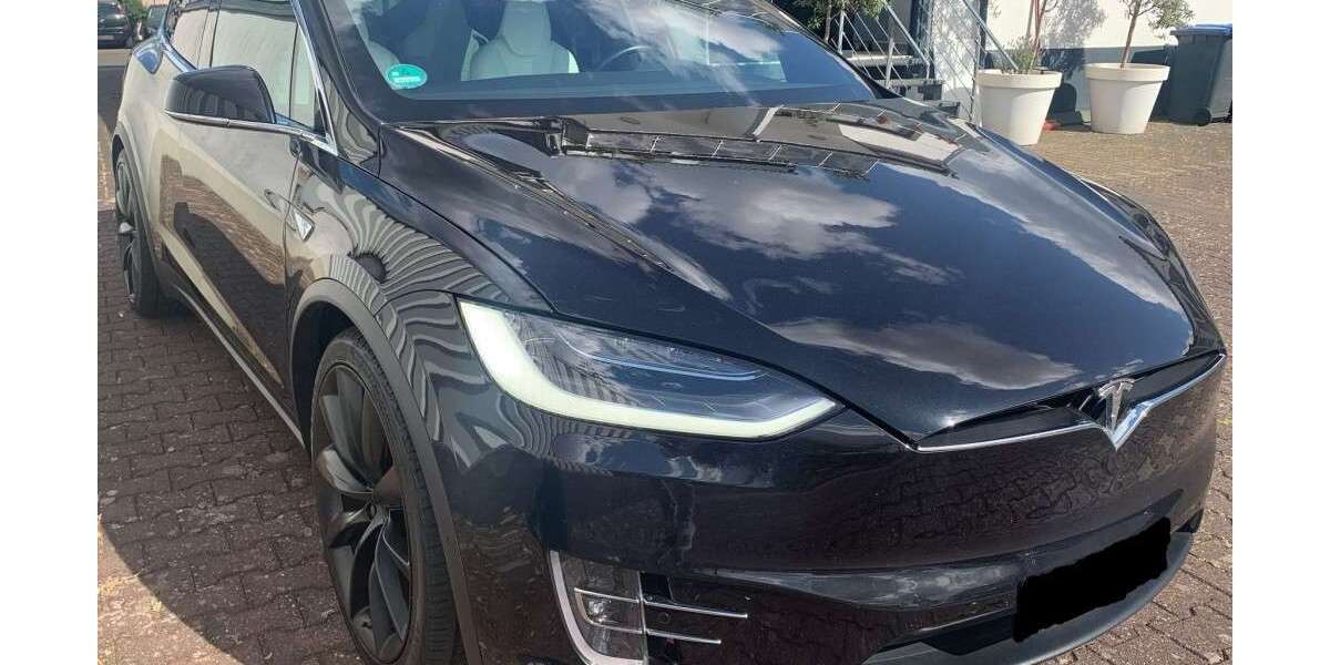 Tesla Model X 63.897 km 36.950 &euro; Kaarst 41564