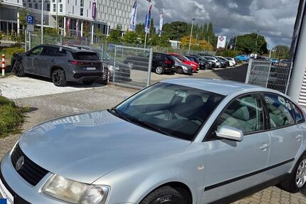 VW Passat 153.145 km 3.499 &euro; Wolfsburg 38446