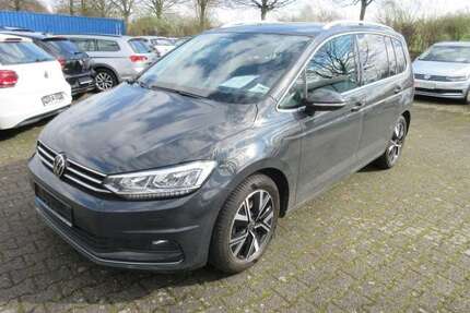 VW Touran Highline 2.0 TDI DSG NAVI AHK LED ACC ALU A