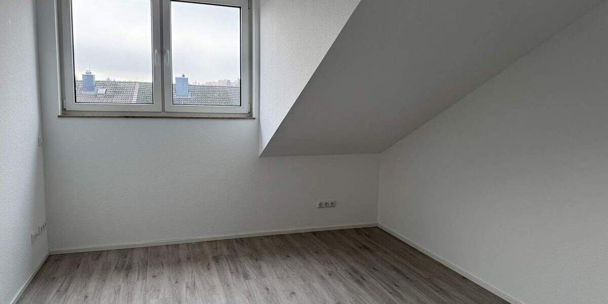 Etagenwohnung Mainz Mombach - 4 Zimmer, 135 m&sup2;, 660.000&euro; | Angebot:24027215