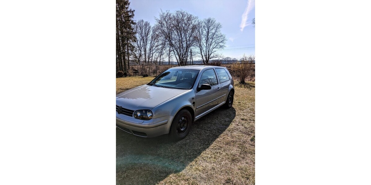 VW Golf 214.503 km 1.999 &euro; Hähnichen 02923