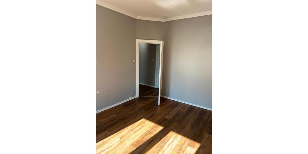 Mehrfamilienhaus, Wohnhaus Wedel - 11 Zimmer, 230 m&sup2;, 230.000&euro; | Angebot:25907450