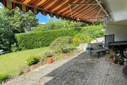 Von Privat. Eigentumswohnung mit Terrasse, Balkon & Tiefgarage