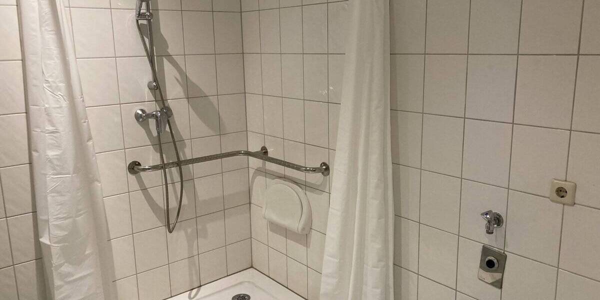 Etagenwohnung Zwickau Bahnhofsvorstadt - 1 Zimmer, 52 m&sup2;, 47.000&euro; | Angebot:25837764