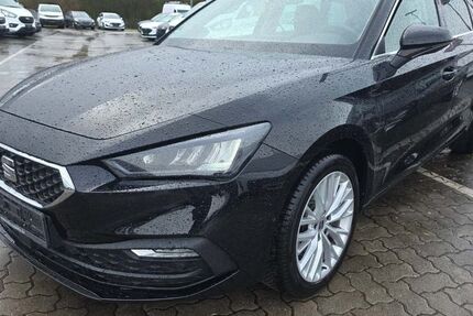 Seat Leon 45.700 km 22.690 &euro; Bad Segeberg 23795