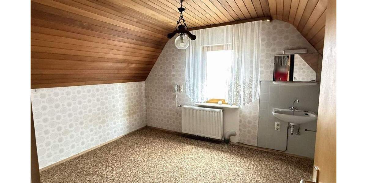 Einfamilienhaus Meßkirch - 8 Zimmer, 193 m&sup2;, 320.000&euro; | Angebot:25797504