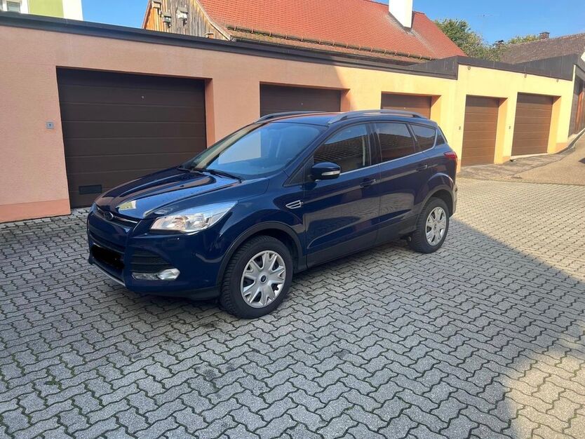 Ford Kuga 135.000 km 7.500 € Nittendorf 93152