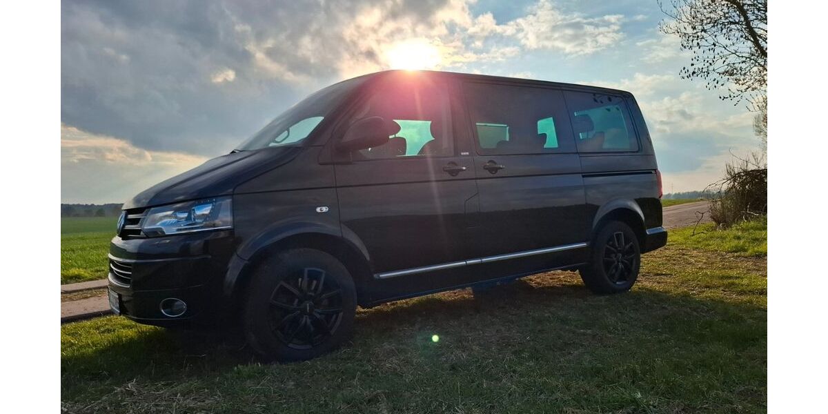 VW T5 Multivan 189.300 km 22.000 &euro; Dabel 19406