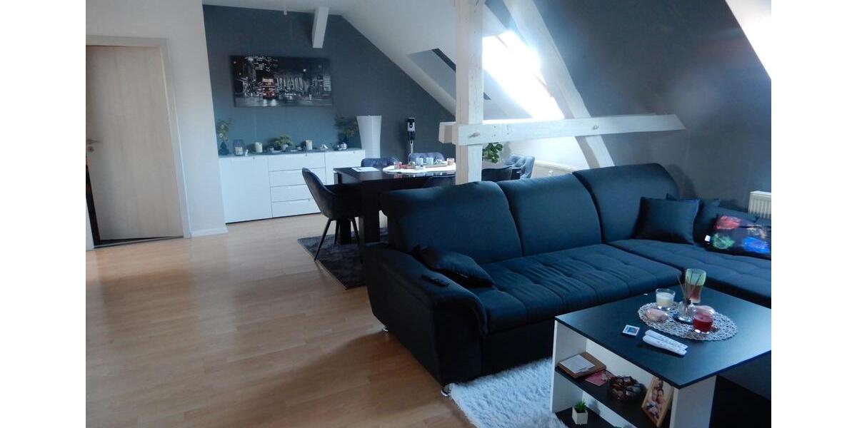Dachgeschoßwohnung Stendal - 2 Zimmer, 64 m&sup2;, 400&euro; | Angebot:26035853