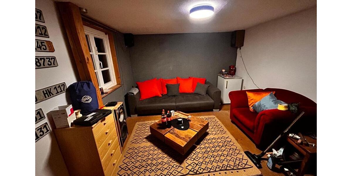 Bauernhaus, Landhaus Bülkau - 9 Zimmer, 300 m&sup2;, 350.000&euro; | Angebot:27067562