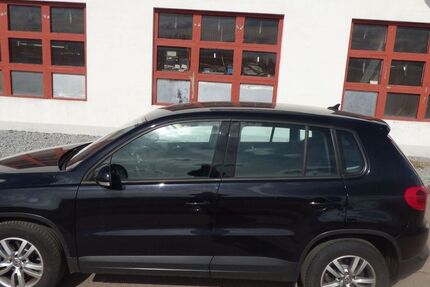 VW Tiguan 122.500 km 8.600 &euro; Leimbach/Bad Salzungen 36433