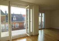 Über den Dächern von Düsseldorf - Luxuriöse 2 Zimmer-Wohnung mit Einbauküche