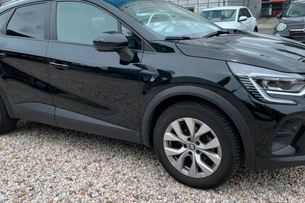 Renault Captur 67.233 km 13.950 &euro; Berlin-Spandau 13597
