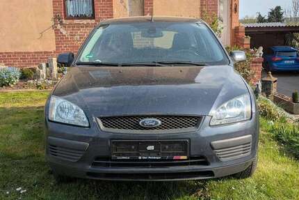 Ford Focus 225.000 km 600 &euro; Gudensberg, Stadt 34281
