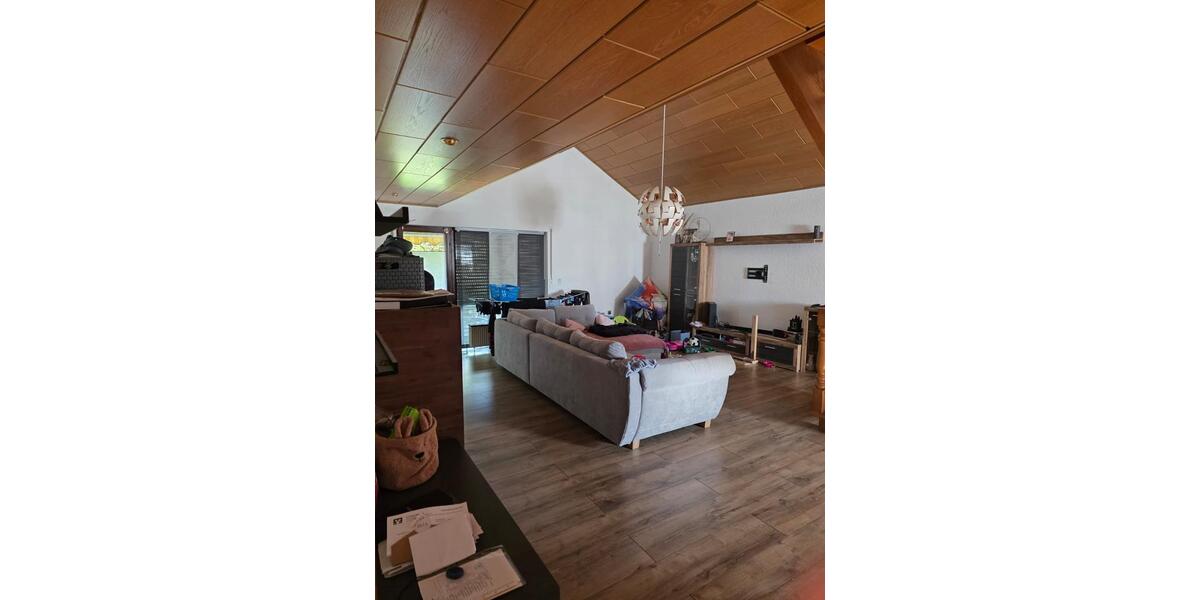 Einfamilienhaus Borken (Hessen) - 5 Zimmer, 122 m&sup2;, 400.000&euro; | Angebot:26578045