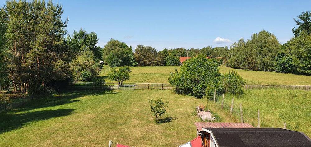 Neuwertiges EFH mit Wärmepumpe, Carport, 2 Bäder, EBK und eigenes Grünland - Einfamilienhaus Dömitz Heidhof | Angebot:26057443