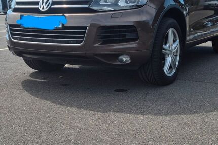 VW Touareg 215.850 km 11.500 &euro; Aachen 52066