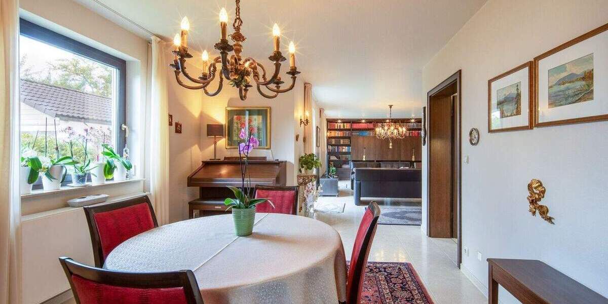 Einfamilienhaus Schmallenberg - 6 Zimmer, 208 m&sup2;, 425.000&euro; | Angebot:25800584