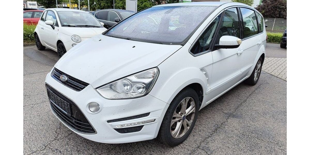 Ford S-Max 325.802 km 3.990 &euro; Waldheim 04736